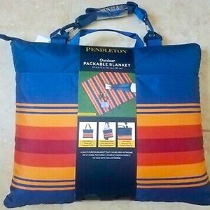 Pendleton Outdoor Packable blanket